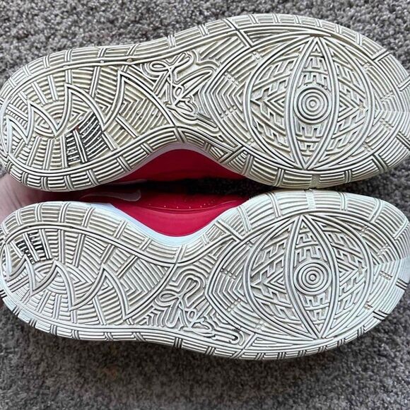 Nike Kyrie 6 ID Red Custom By You Basketball Sneakers Size 8 Men's - Picture 5 of 8